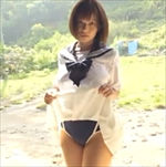 和地つかさ セーラー服＆スクール水着なボインボイン巨乳女子