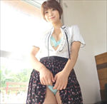 小坂田純奈 エロかわランジェリーになって魅せる美脚ボディ