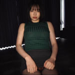 小森ほたる スカートを脱いで魅せる黒スト越しのエロパンツ