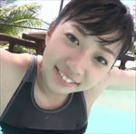 大貫彩香 競泳水着のぴっちぴち美乳ボディに見惚れてしまう