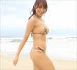 森咲智美 ビーチで遊んだ後に車に戻りエッチしました的な・・