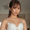 水野遥香 気絶するほど悩ましいホワイトガーターランジェリー