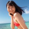 倉沢しえり 赤ビキニのぴっちぴちなエチかわ女子オンザビーチ!